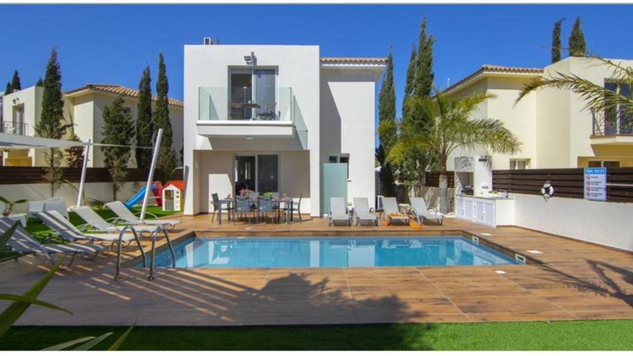Tsokkos Family Villa - Pool Garden 2' Walk To Beach Протарас Екстериор снимка