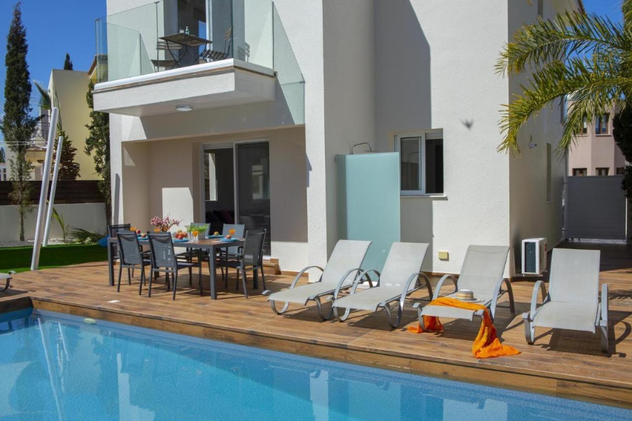 Tsokkos Family Villa - Pool Garden 2' Walk To Beach Протарас Екстериор снимка