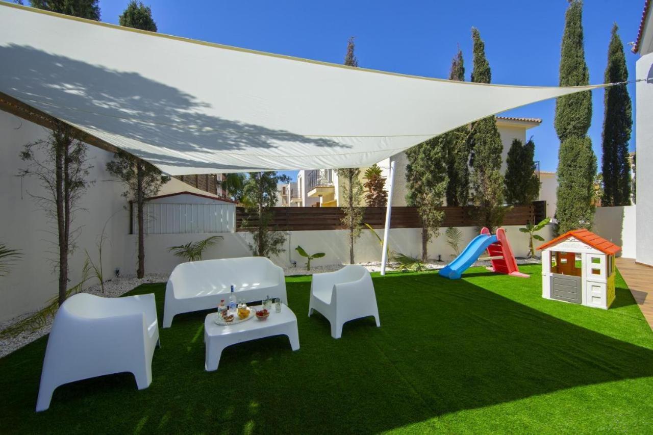 Tsokkos Family Villa - Pool Garden 2' Walk To Beach Протарас Екстериор снимка