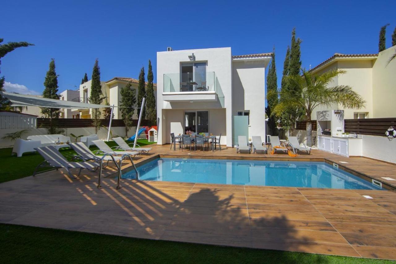 Tsokkos Family Villa - Pool Garden 2' Walk To Beach Протарас Екстериор снимка